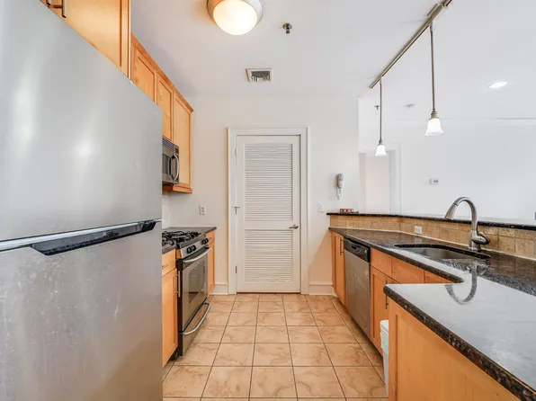 830 Monroe Street image 14 of 24