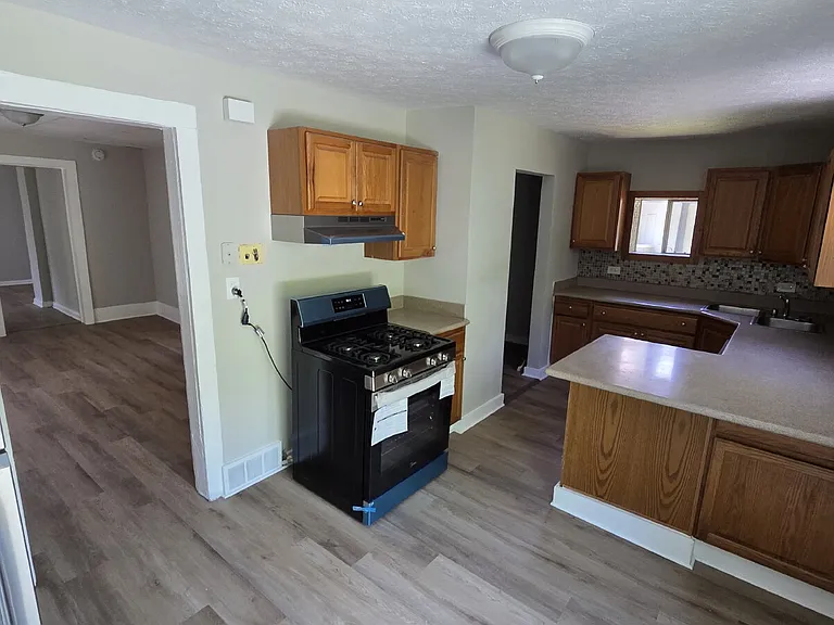 7210 Colgate Ave — Photo 7