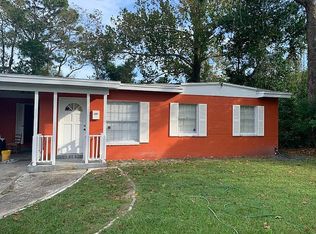 10611 Pine Estates Rd E, Jacksonville, FL 32218