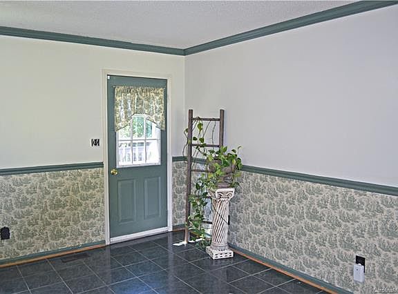 3rd image of 2075 S Fork Dr