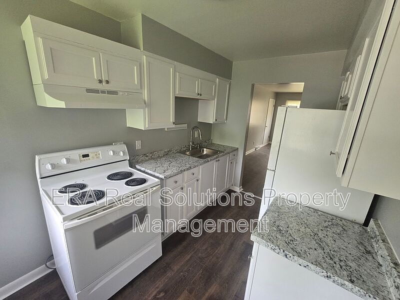 1st image of 166 Broad Meadows Blvd