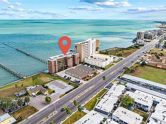 3rd image of 4334 Ocean Dr APT 605