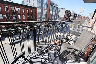 Rented by MADEHOME