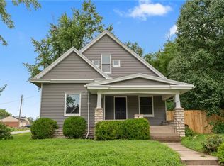 307 N College St, Richmond, MO 64085