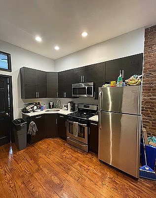 1st image of 354 Vernon Ave APT 2