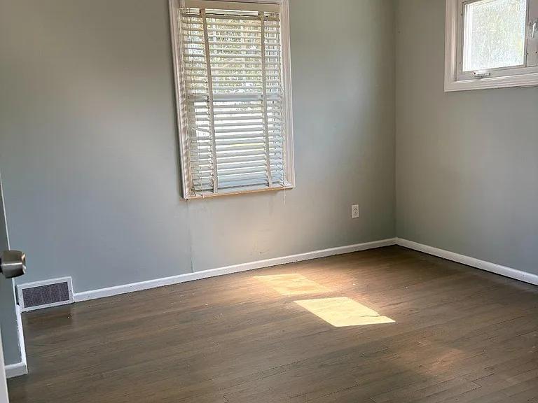 24 Forman Dr — Photo 13