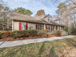 1800 Lake Lynn Rd, Concord, NC 28025
