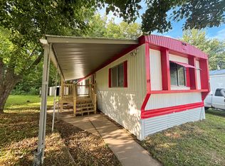 7001 Timber Rdg N, Quincy, IL 62305