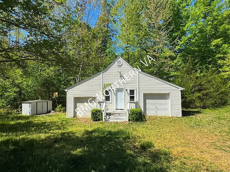 240 Norman Rd — Photo 30