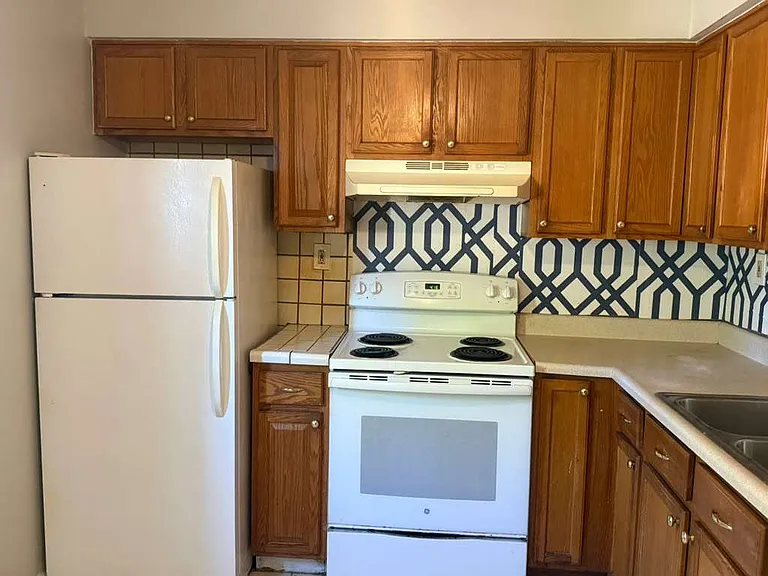 797 Babbitt Rd #20 — Photo 8