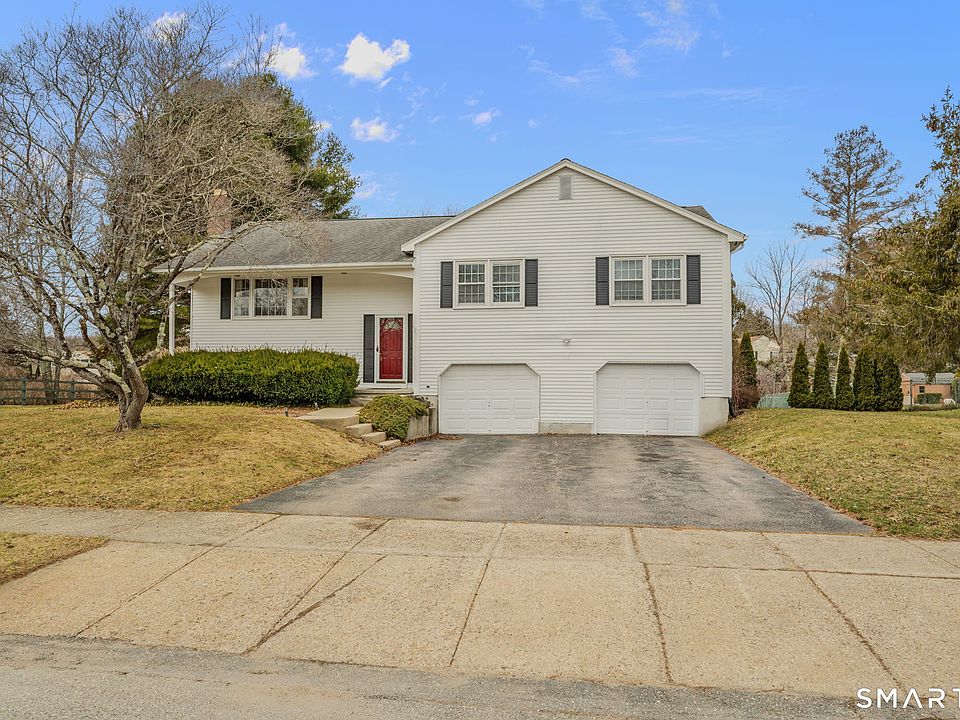 1st image of 335 Judson Avenue