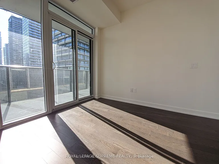 330 Richmond St W #2315 — Photo 13
