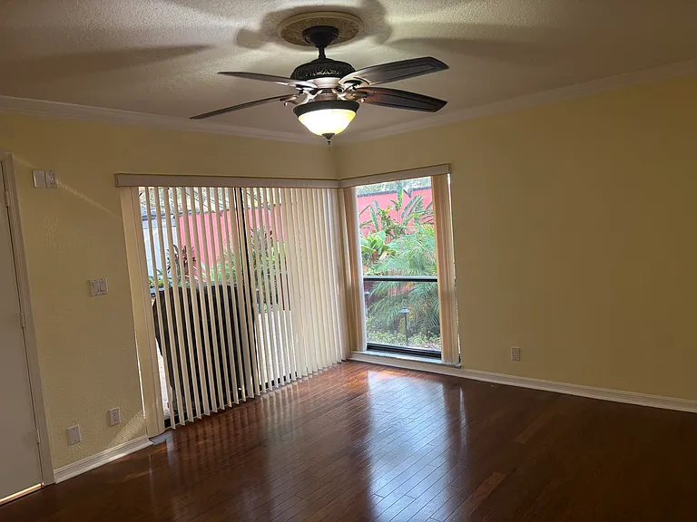 21435 Campo Allegro Dr — Photo 24
