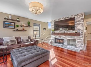 2875 Mansfield Ct, West Chicago, IL