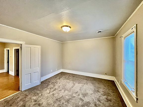 4th image of 1501 Erie Ave #1501A