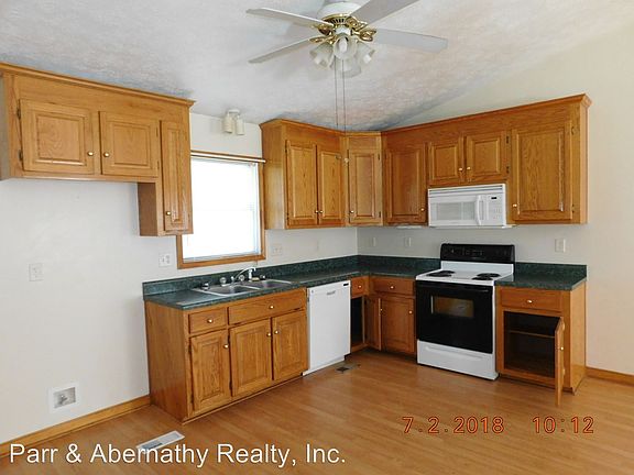 4th image of 209 Woodbine St