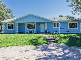 1460 N Peninsula Dr, Daytona Beach, FL 32118