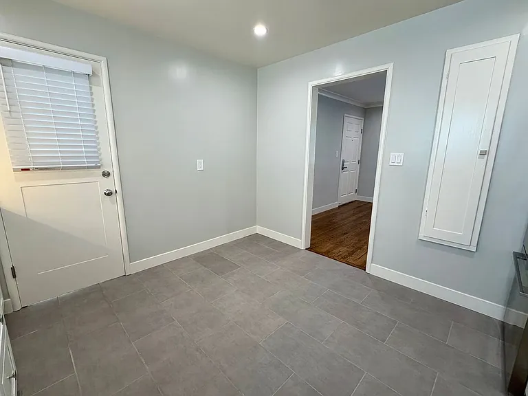 Laurel Oaks Apts — Photo 36