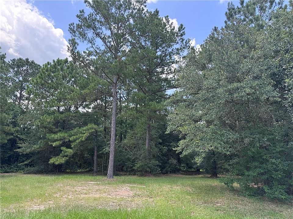 1st image of 13 Windermere Oaks W