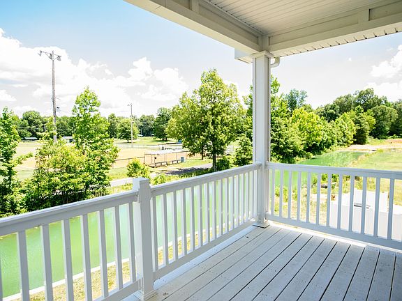 5th image of 130 Trail Loop Dr Unit 101