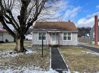 1132 5th Ave, Duncansville, PA 16635
