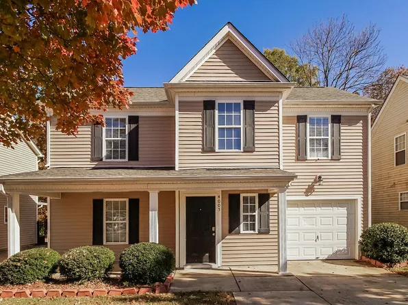 4005 Planters Watch Dr, Charlotte, NC 28278