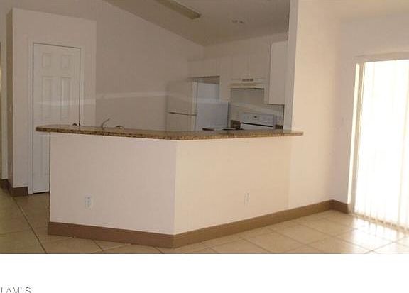 3rd image of 2512 Sunniland Blvd