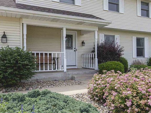 2nd image of 1325 Bridgeton Dr