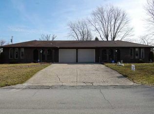 8902 Surrey Dr, Pendleton, IN 46064