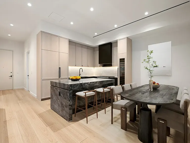 62 Reade St #MAISONETTE — Photo 2