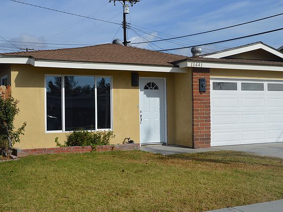 2nd image of 11441 Beaty Ave