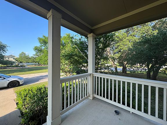 4th image of 1827 Enchanted Rock Dr