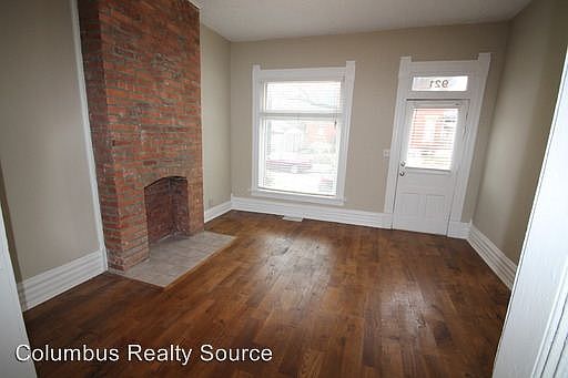 1st image of 921-923 Hunter Ave