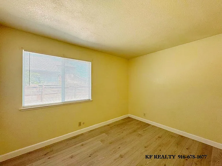 8030 Deer Water Dr — Photo 7