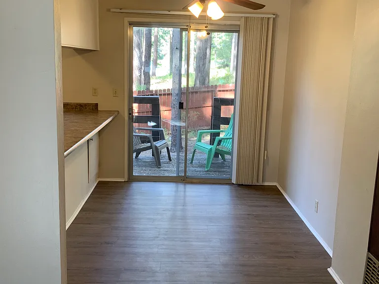 1130 Keller Rd #10 — Photo 6