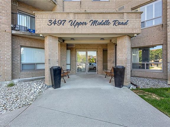 4th image of 3497 Upper Middle Rd #105