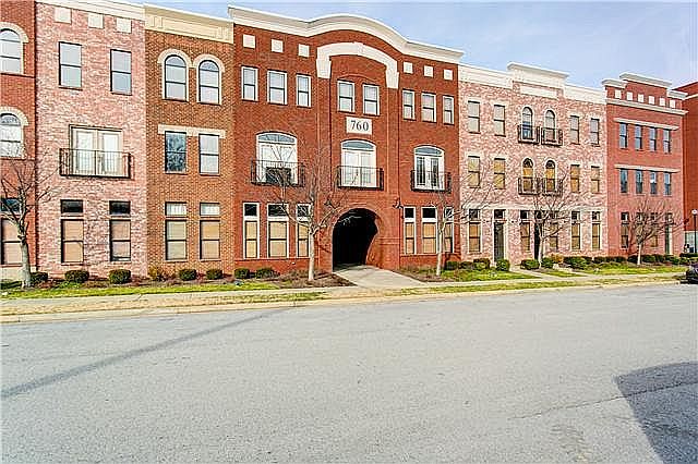1st image of 760 Wedgewood Park APT 102