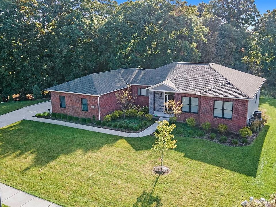 1st image of 1411 Whispering Maples Dr N #26