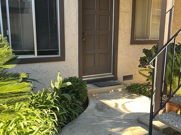 2nd image of 1576 Ontario Dr #5