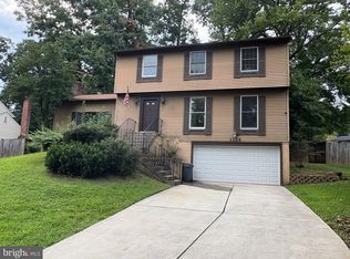 1305 Grant St, Herndon, VA 20170