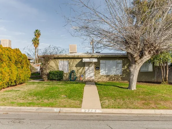 2713 Berkeley St, Bakersfield, CA 93305