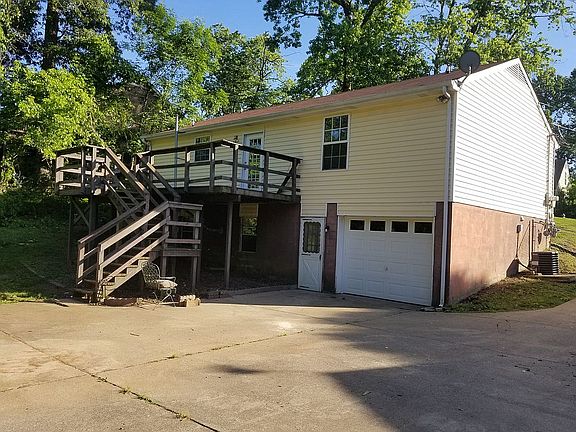 2nd image of 615 Ranch Hill Dr