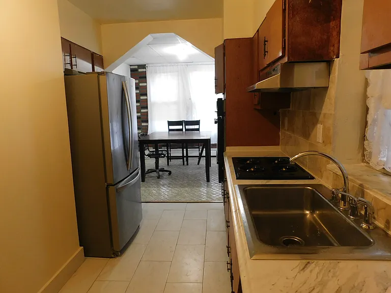 1659 Barnes Ave #2 — Photo 16