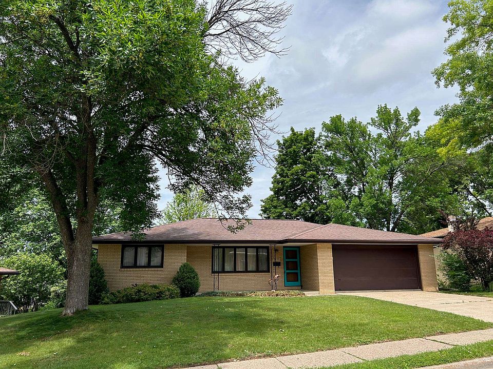1st image of 3155 Saint Anne Dr