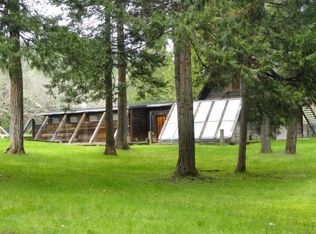 1742 Savage Creek Rd, Grants Pass, OR 97527