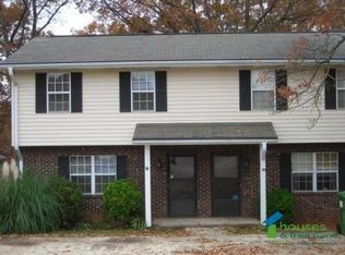 3 Jonquil Ln #B, Taylors, SC 29687