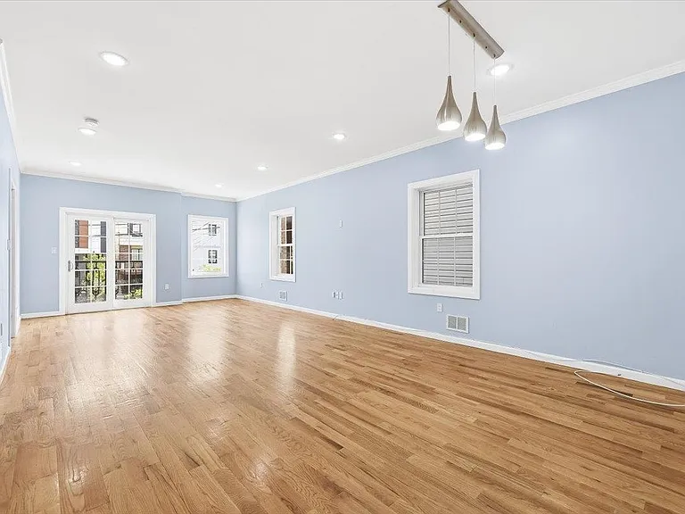 83 Pamrapo Ave #1 — Photo 8