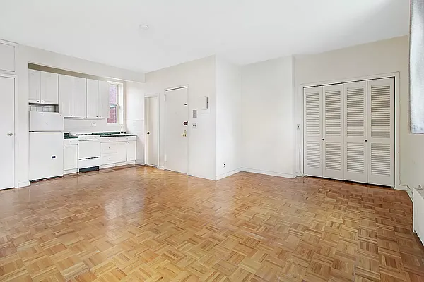 Rented by Compass | media 2