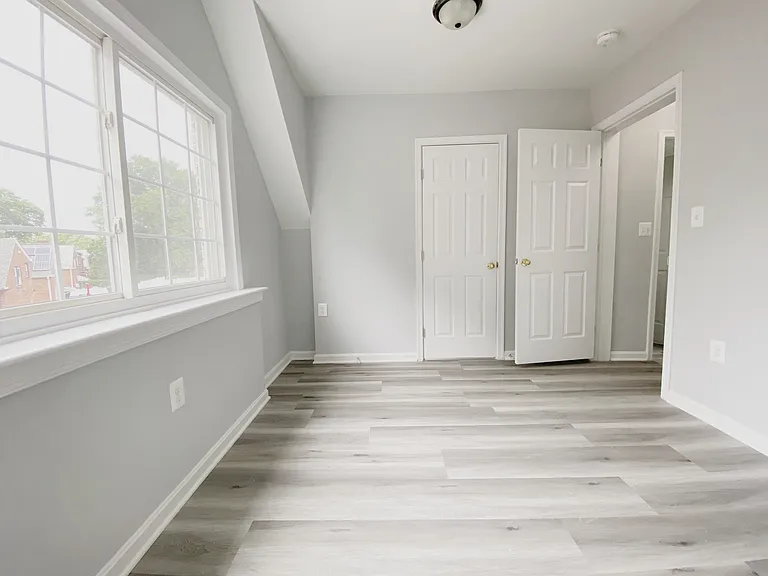 1536 Douglas St NE — Photo 20