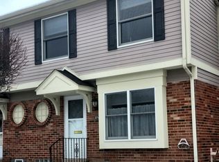 37142 Charter Oaks Blvd, Clinton Township, MI 48036